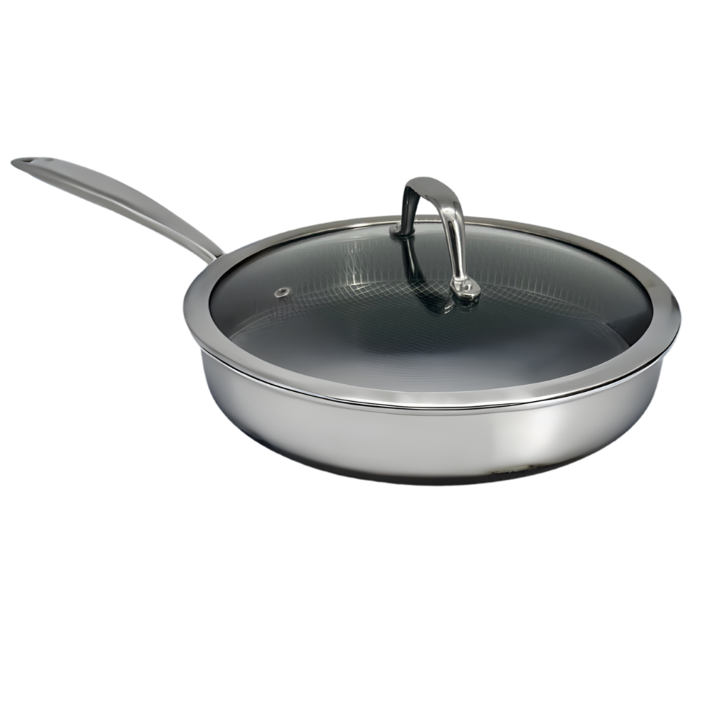 Qooks Cookware 22cm frying pan with lid. Similar to Hexclad. Multi-purpose Qooks Cookware designed for versatile cooking styles.